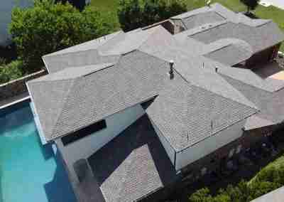 A new roof we installed on a home in Leander Texas using the GAF roofing system with Timberline HDZ shingles and a 10 year GAF Silver Pledge Workmanship warranty.