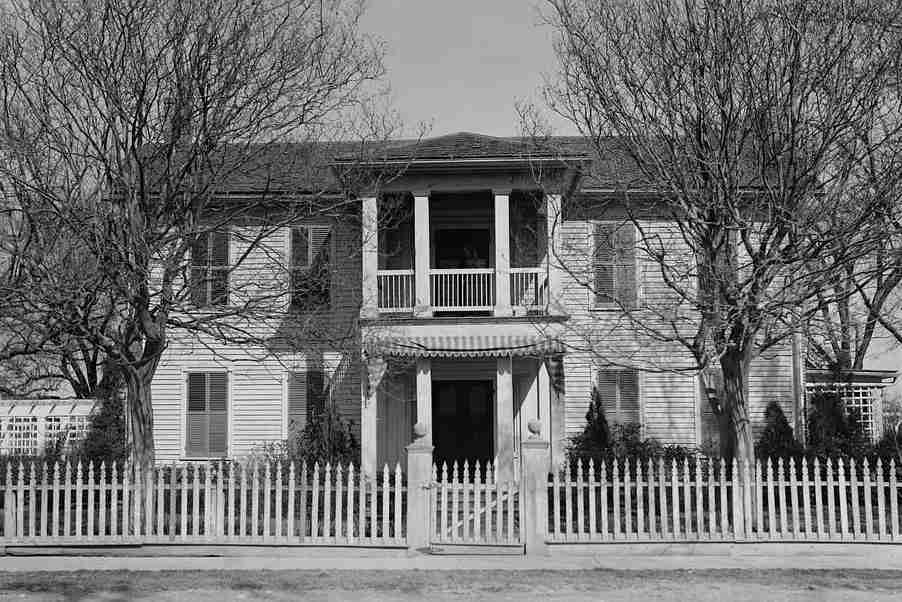 Historic Wilbarger House i Bastrop Texas